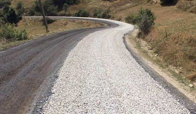 Köy yollarına sathi kaplama ihalesi yapılacaktır
