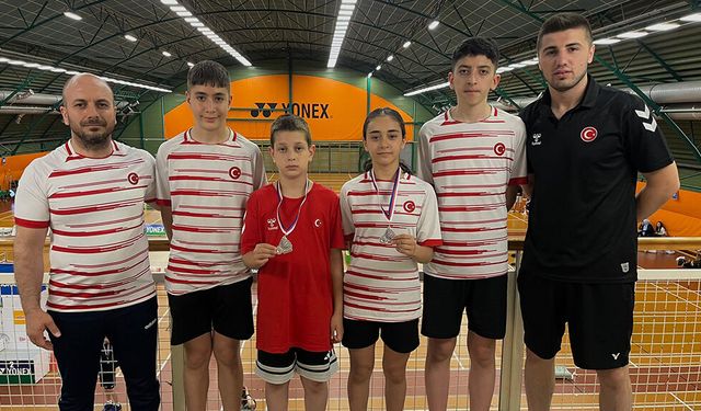 Badmintoncular Çekya’dan iki bronz madalya ile döndü