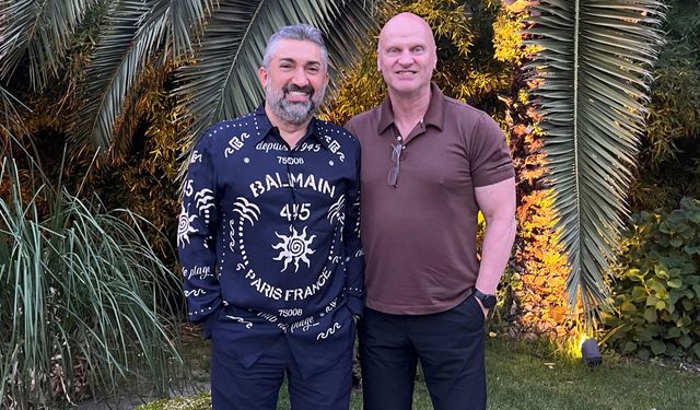 Balçık, Alman yetenek avcısı ile görüştü