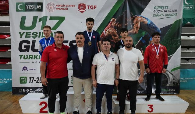 Vargeloğlu’ndan bronz madalya!
