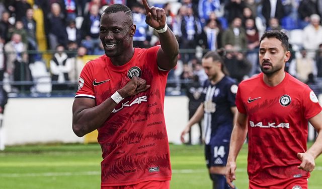 Kayserispor’un hocası bizzat açıkladı:   “Thiam’ı istiyorum”