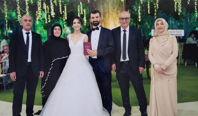 Özsoy ve Demir ailelerinin mutlu günü