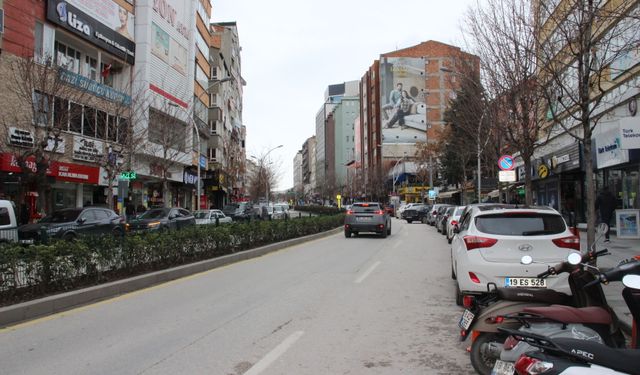 Bu tarihlere dikkat! Gazi Caddesi'ne park yasağı geliyor