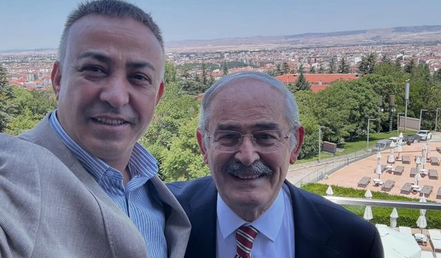 Tahtasız, Eskişehir’in efsanesi ile bir araya geldi