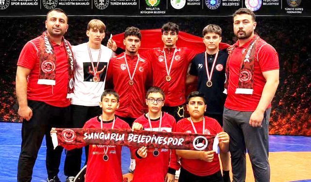 Sungurlulu güreşçiler uluslararası turnuvada 7 madalya kazandı