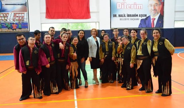 Özel bireyler, yöresel halk oyunlarıyla TEKNOFEST'e renk katacak