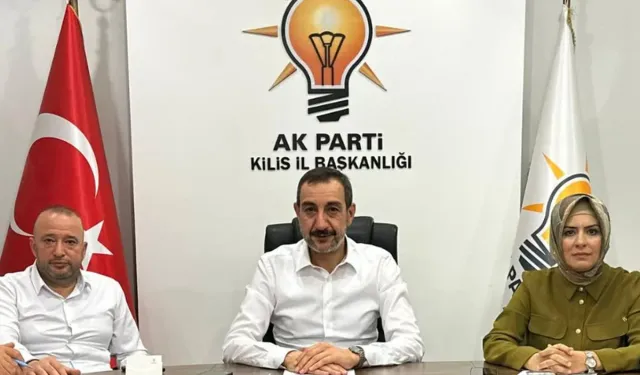 AK Parti il başkanına ait olduğu iddia edilen ses kaydı siyaset kulislerini karıştırdı