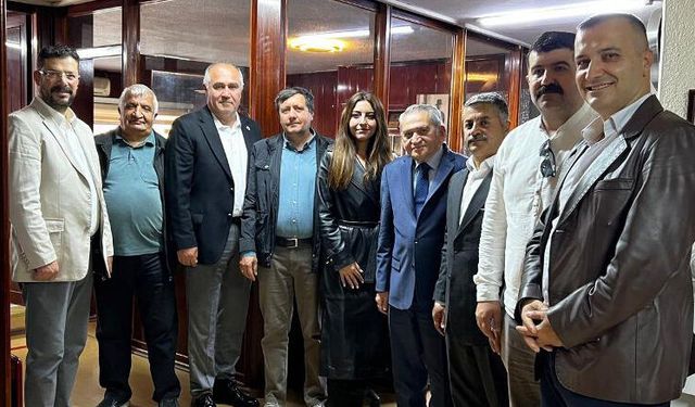 Yeni Parti Belediye Meclis Grubu’nun kutlama ziyareti