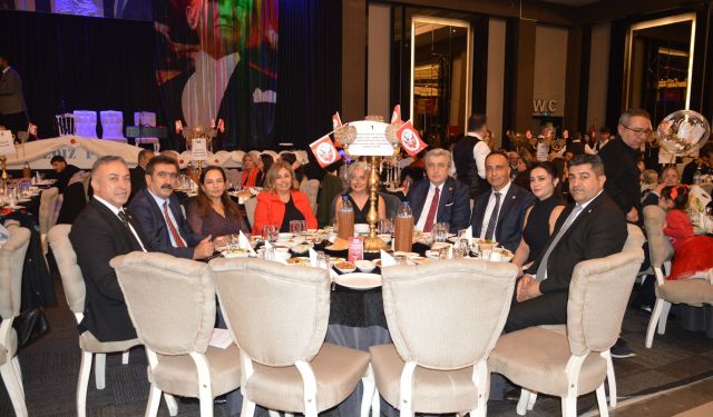 Yeni Partililer Cumhuriyet Balosu’nda buluştu