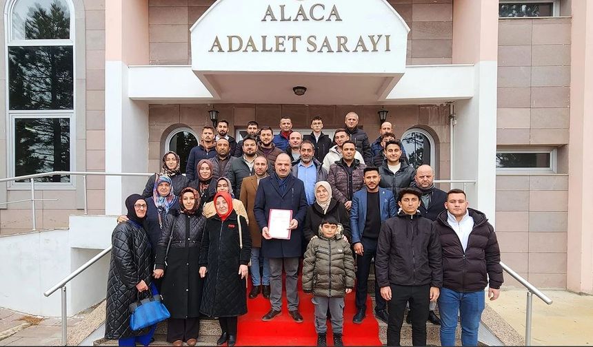 AK Parti Alaca İlçe Başkanı  Mücahit Gürsoy mazbatasını aldı