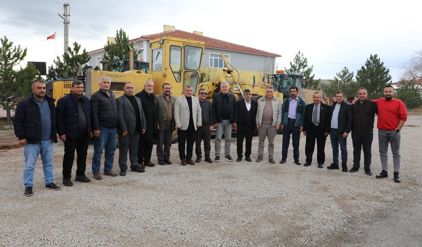 Bakım Evi Sorumlusu  Özdemir’e veda yemeği