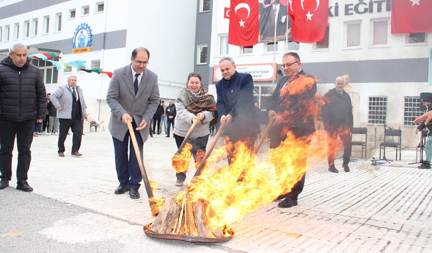Soğuk havada Nevruz sevinci