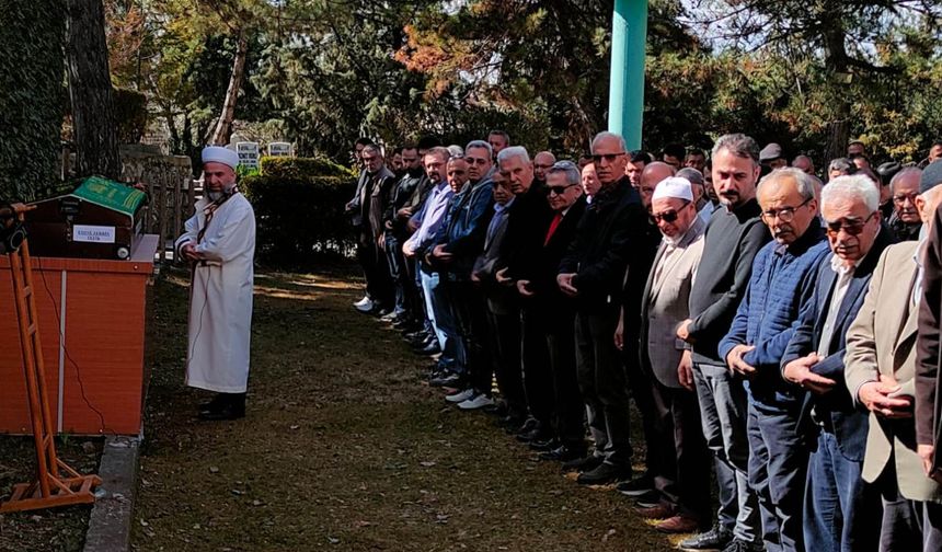 Zerrin Tetik’in cenazesi Hıdırlık’ta toprağa verildi