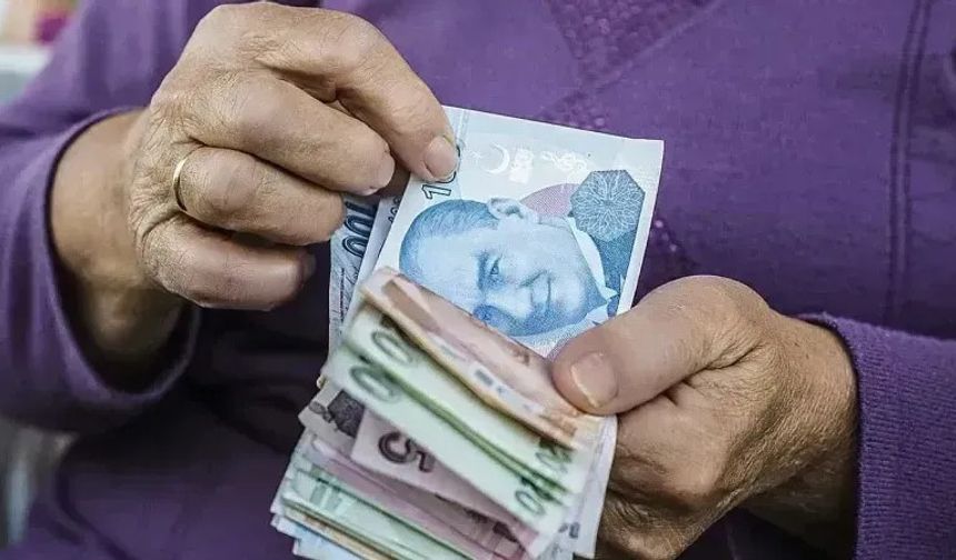 Bayram ikramiyesi bekleyen emekliye kötü haber!