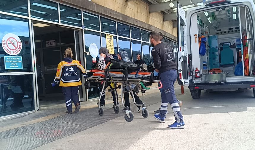 Burunçiftlik Kavşağı'nda kaza: 2 yaralı