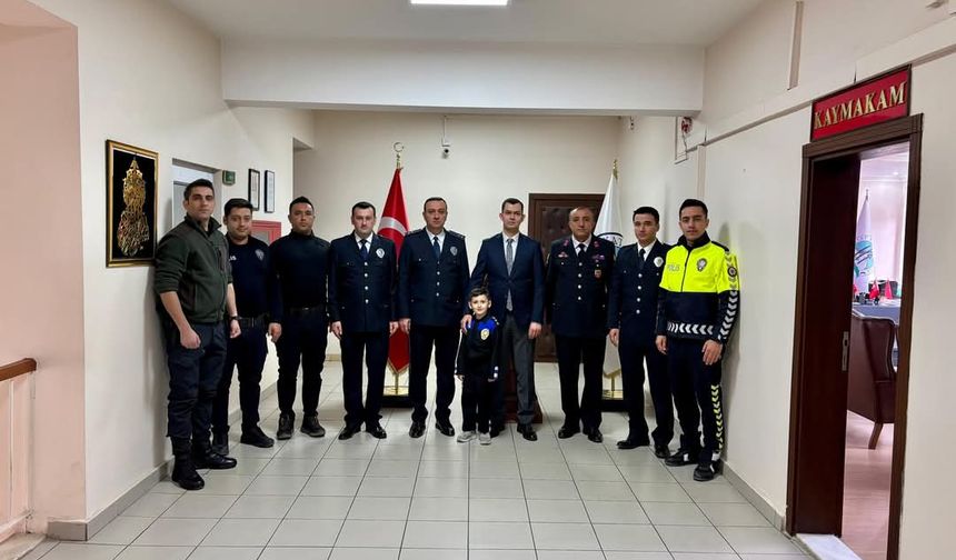 Bayat Kaymakamı Yüce, polisleri kabul etti