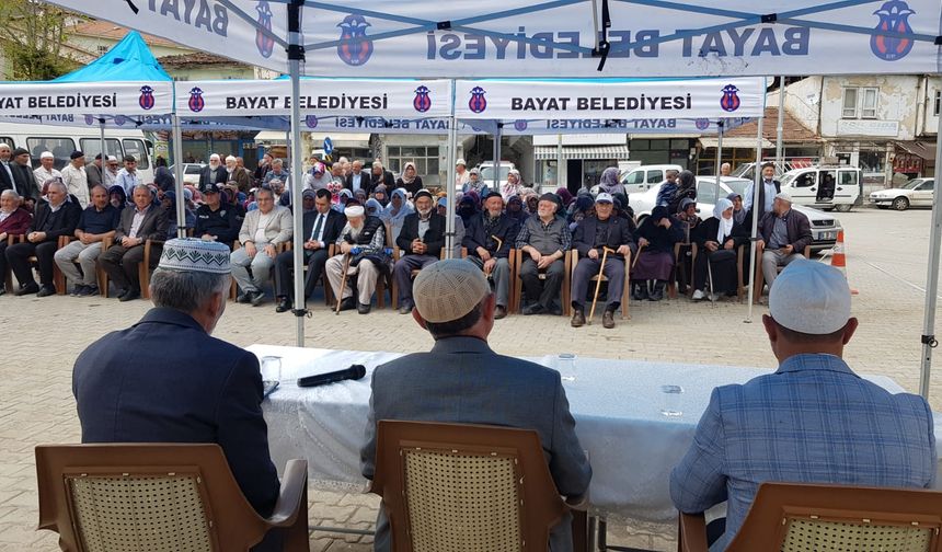 Bayat'ta hacı adayları kutsal topraklara uğurlandı