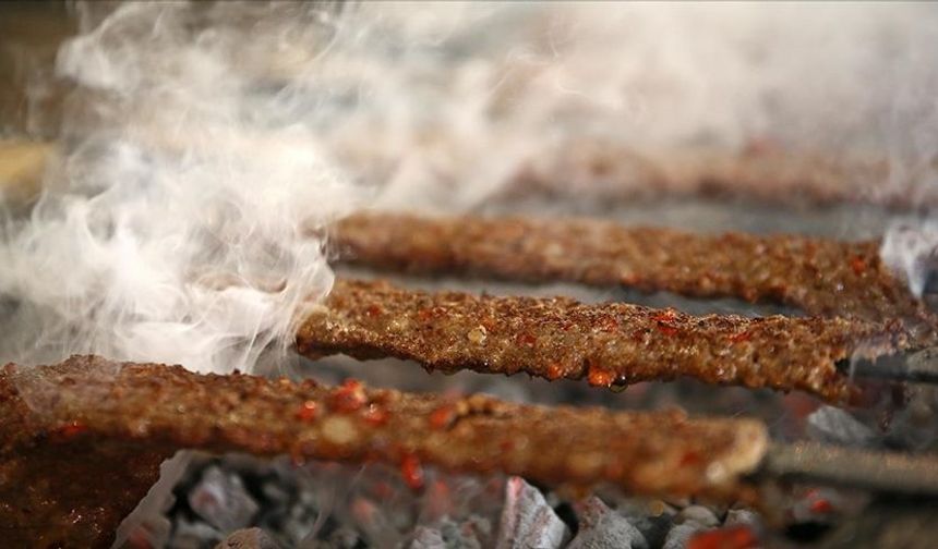 Bakanlık hileli gıdaları ifşaladı! Lahmacun, yoğurt, kebap, börek, sucuk hepsinde tespit edildi