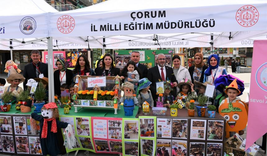 Harezmî eğitim modeli  yıl sonu sergisi açıldı