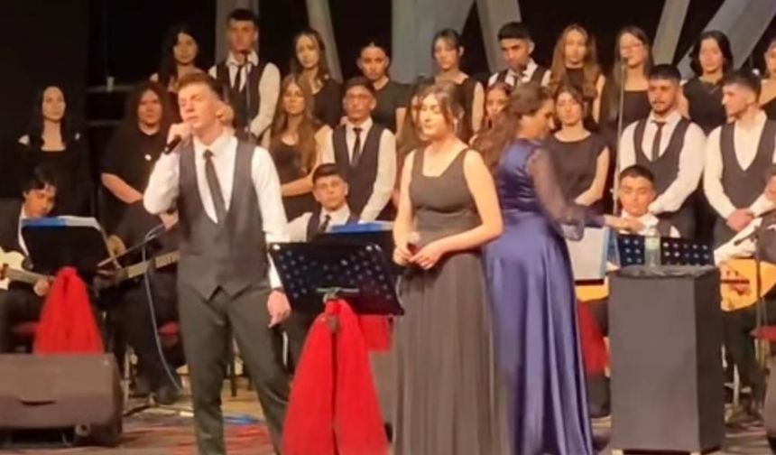 Bahçelievler Anadolu Lisesi müziğe doyurdu