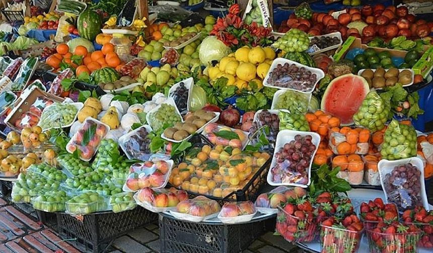 Zirai don sonrası fırsatçılar iş başında: Bu ürünlerde fiyatlar uçtu!
