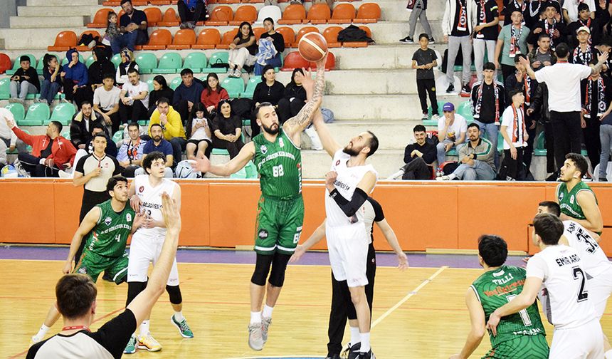 12 dev adam avantajı kaptı: 71-69