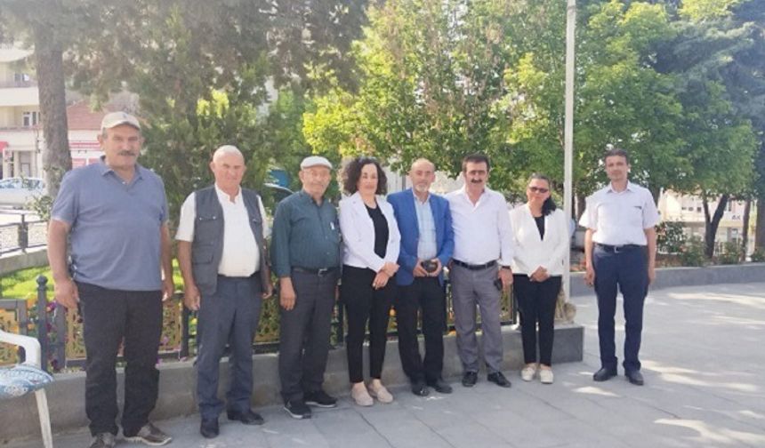 Veli Aylar’dan  esnafa kutlama