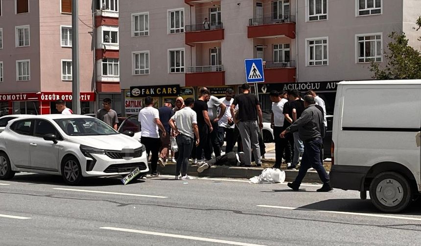 Çorum’da karşıya geçmek isteyen yayaya otomobil çarptı