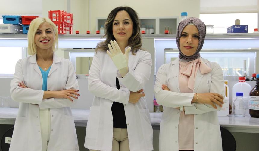 Türk bilim insanları geliştirdi: Bu eldiven sağlık alanında çığır açacak