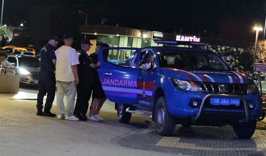 Kayıp 3 çocuğu jandarma buldu