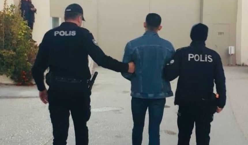 Aranan 17 kişi yakalandı