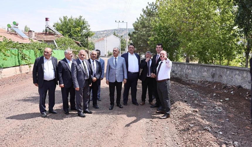 Boğazkale’de hastane yoluna asfalt atılıyor