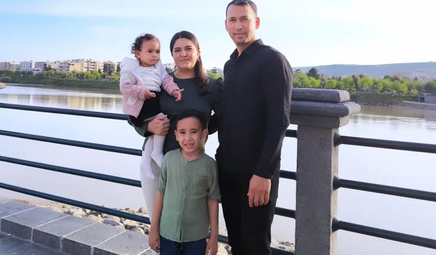 Eşi ve iki çocuğunu öldürüp intihar etti