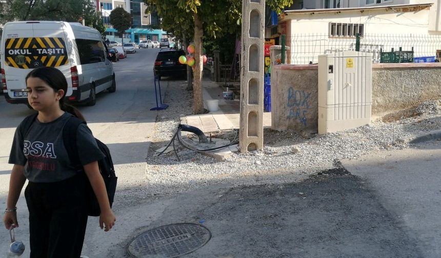 Çorum’un bu caddesi öğrenciler için tehlikeli boyuta ulaştı