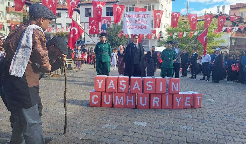 Oğuzlar’da Cumhuriyet’in  102. yılı gururla kutlandı