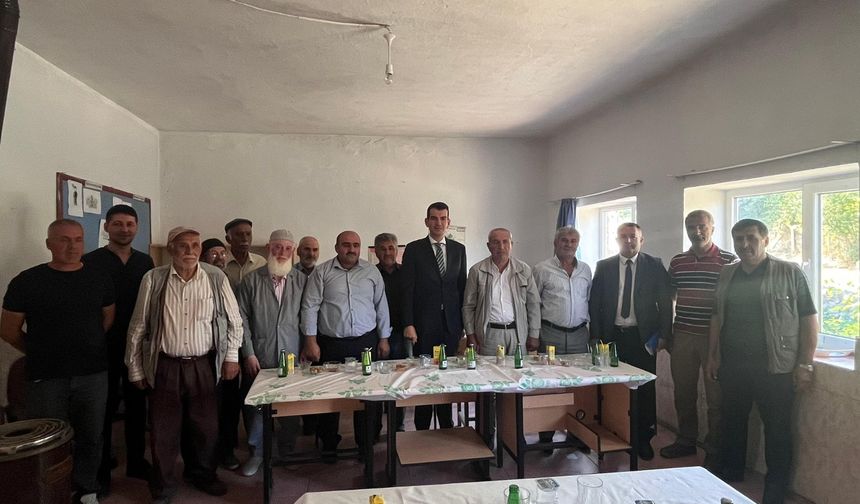 Kaymakam Köksal  köylülerle buluştu