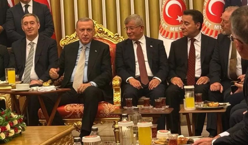 Ankara kulislerini çalkalayan iddia: AK Parti'den Ali Babacan'a "dön" teklifi