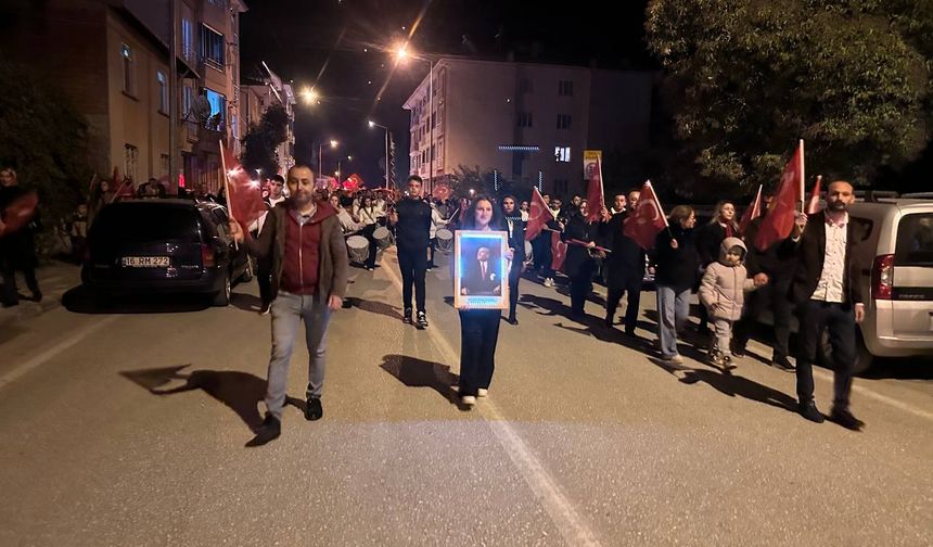 Kargı'da fener alayı