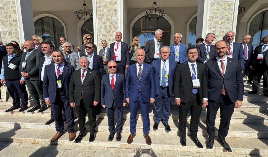 Başkan Aşgın, Azerbaycan’da Ulusal Şehircilik Forumu’nda