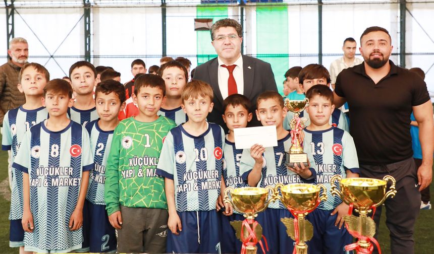 Alaca’da geleceğin  yıldızları sahne aldı