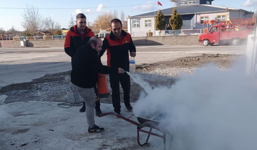 Sağlık personeline  “yangın” eğitimi