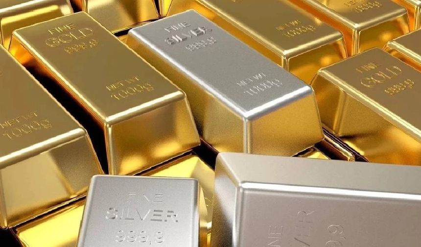 Altın ve gümüşte tarihi ralli: Gram altın rekor tazeledi