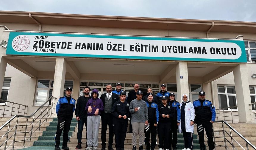 Bir günlüğüne  komiser oldular