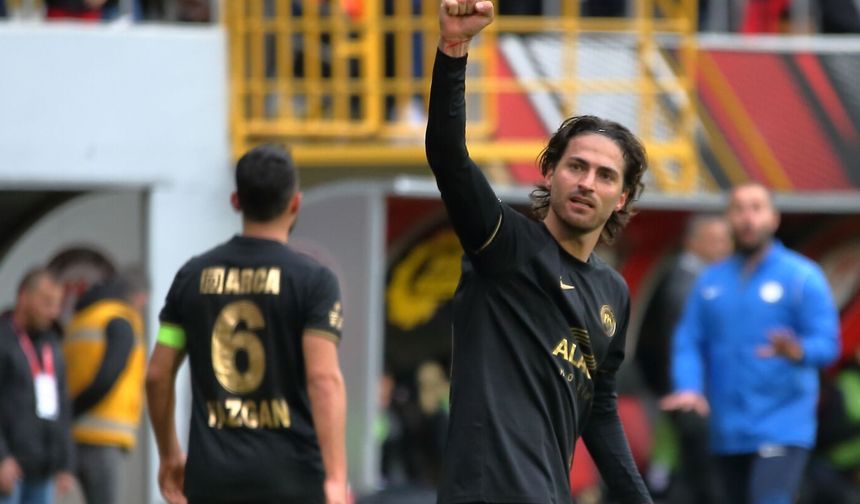 Ahmet Sağat Antalyaspor ile anlaştı!