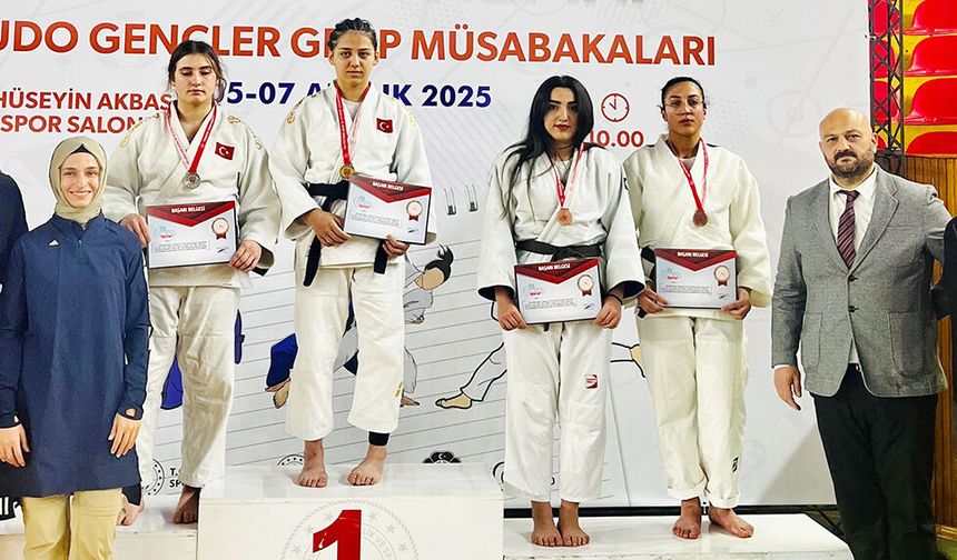 Çorumlu 3 judocu Tokat'ta final biletini kaptı