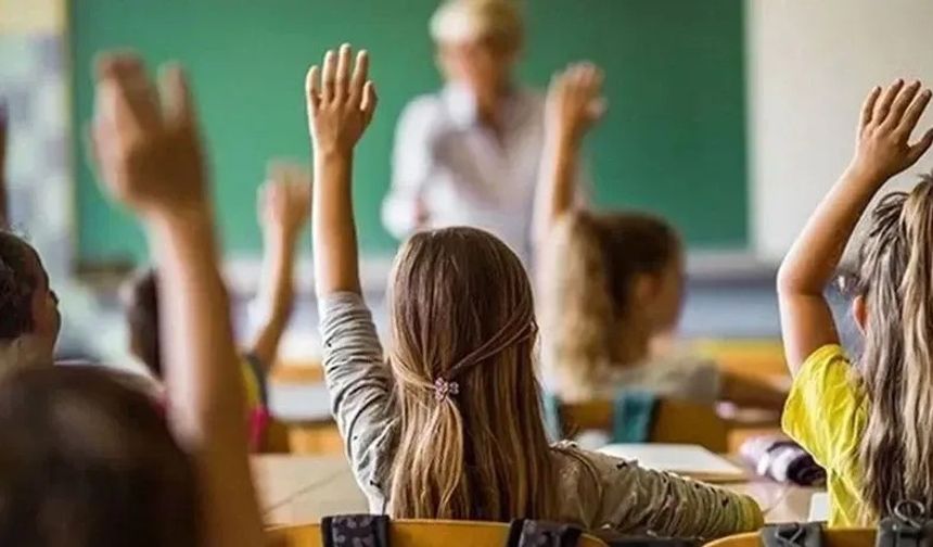 Milyonlarca öğrenciye 15 tatil müjdesi geldi! Süre daha uzun olacak