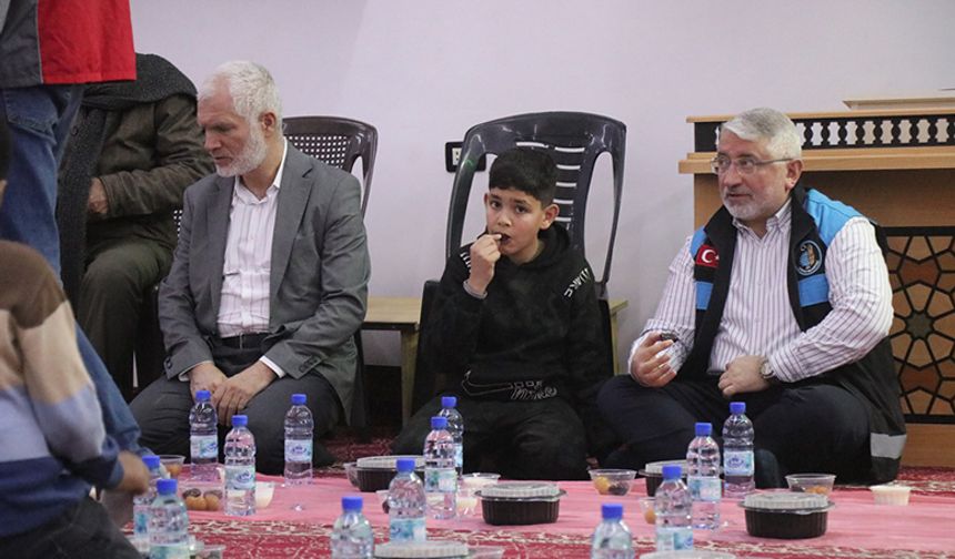 Aşgın eleştirilere cevap verdi: “Şehrimizde açta açıkta kimse kalmasın istiyoruz"