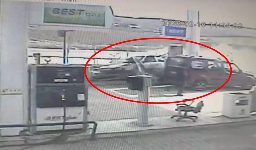 Akaryakıt istasyonundaki kaza kameraya yansıdı