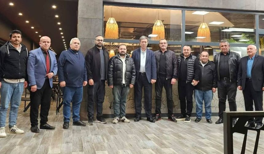 Salih Zeki Öztekin  gazetecilerle buluştu