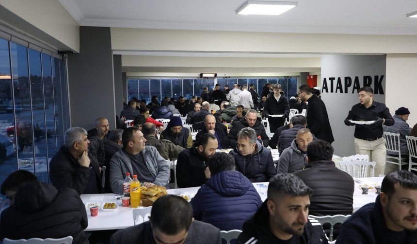 Alaca Belediyesi personelleri iftar programında buluştu